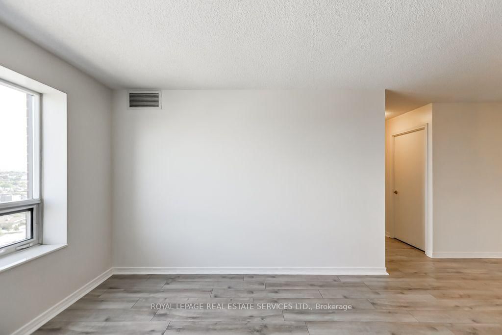 61 Heintzman Street • Toronto, ON photo 22