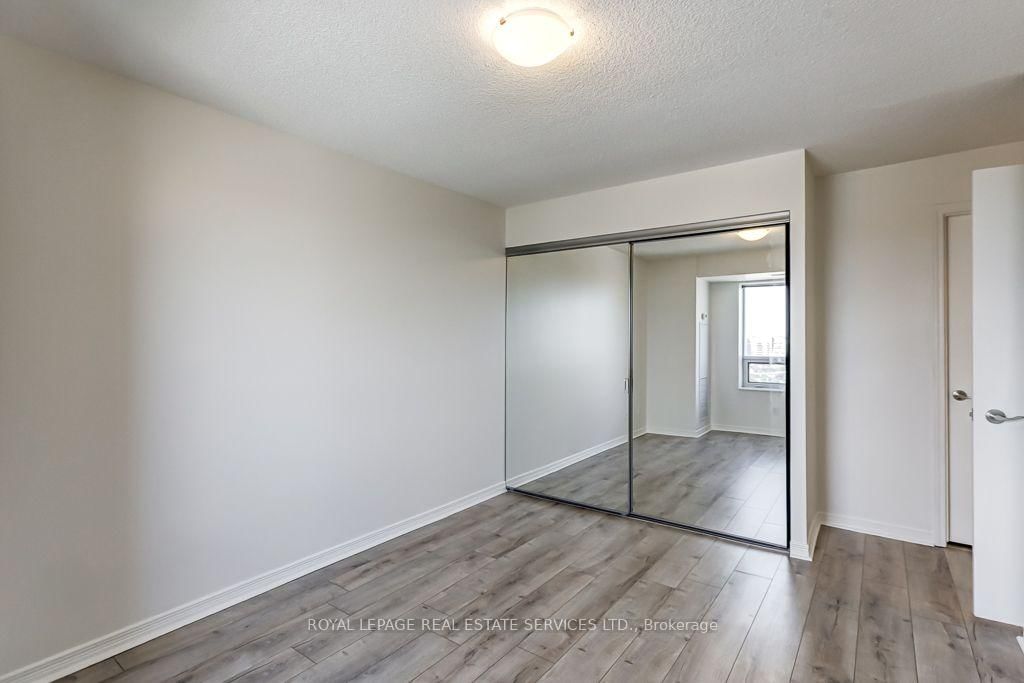 61 Heintzman Street • Toronto, ON photo 32