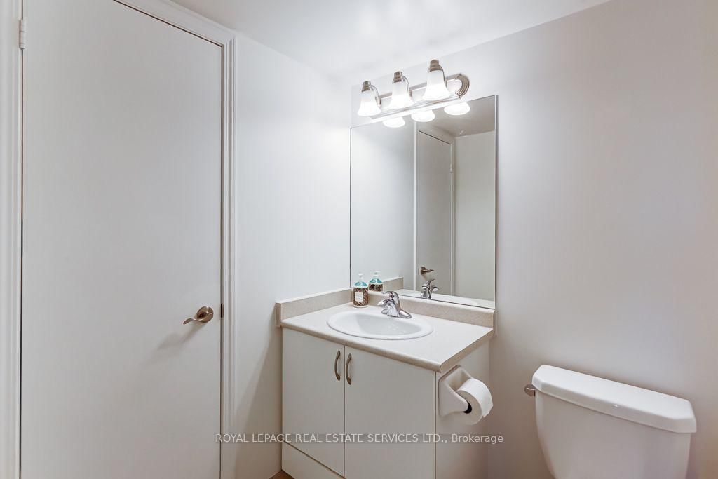 61 Heintzman Street • Toronto, ON photo 38