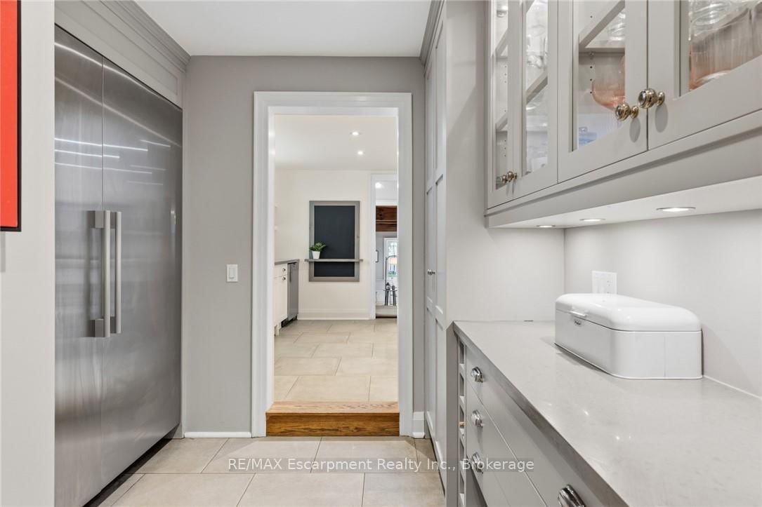 332 Palmer Avenue • Oakville, ON photo 17