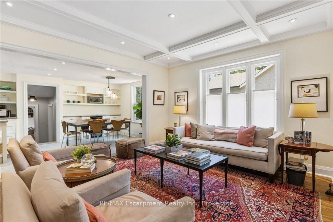 332 Palmer Avenue • Oakville, ON photo 9