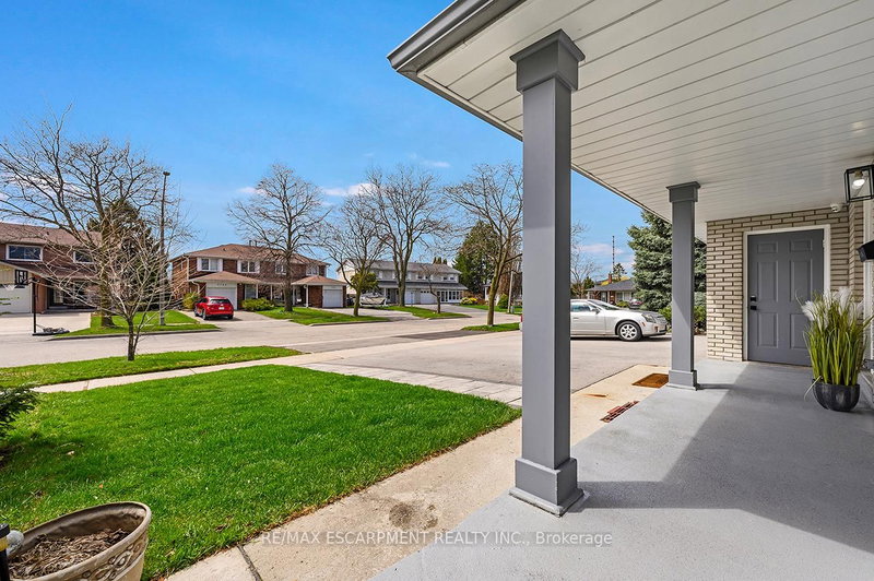 3726 Holden Crescent