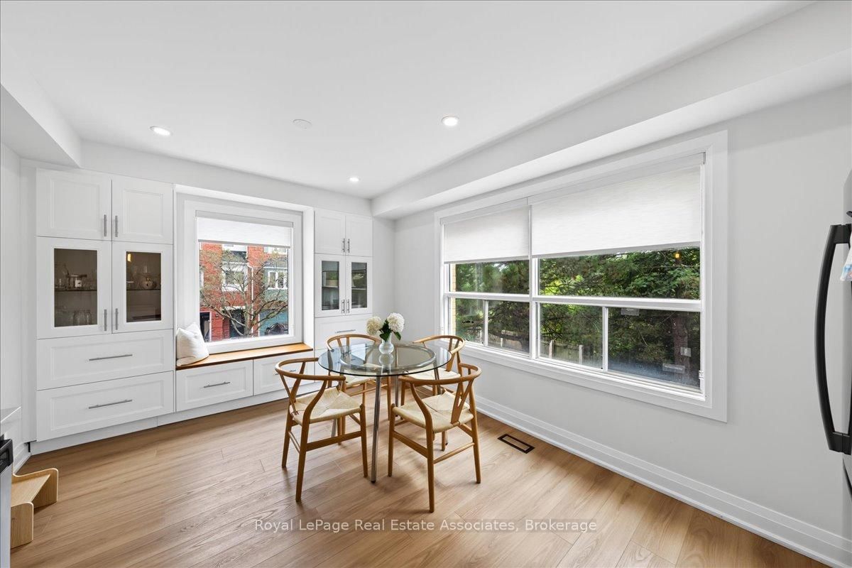 2300 Brays Lane • #37 • Oakville, ON photo 21