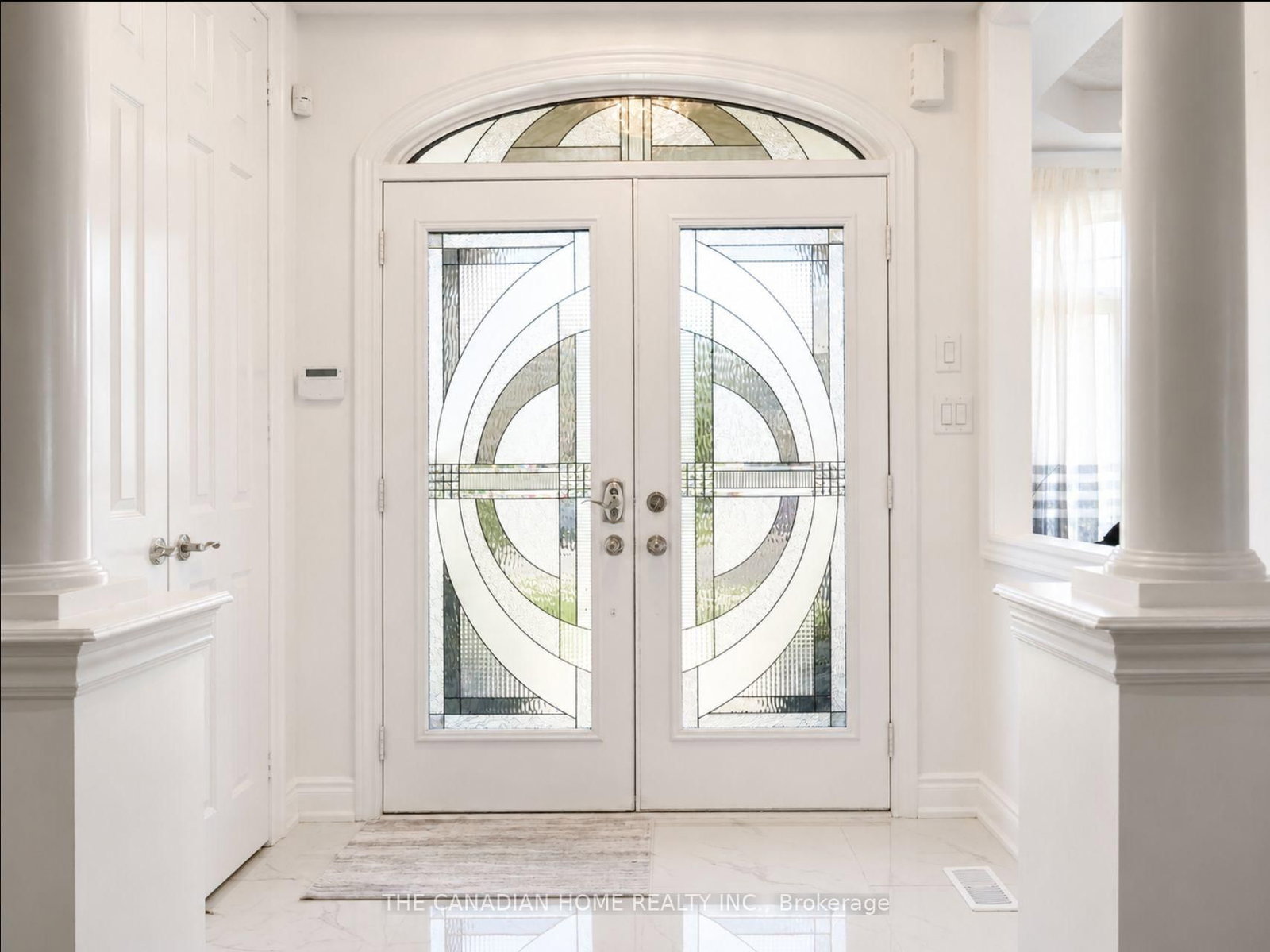 84 Royal West Drive • Brampton, ON photo 8
