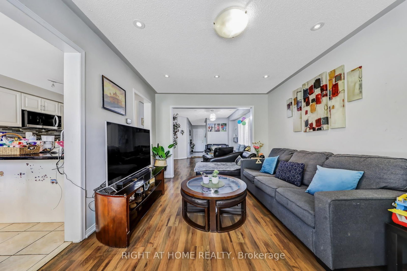 28 Cedarvalley Boulevard • Brampton, ON photo 10