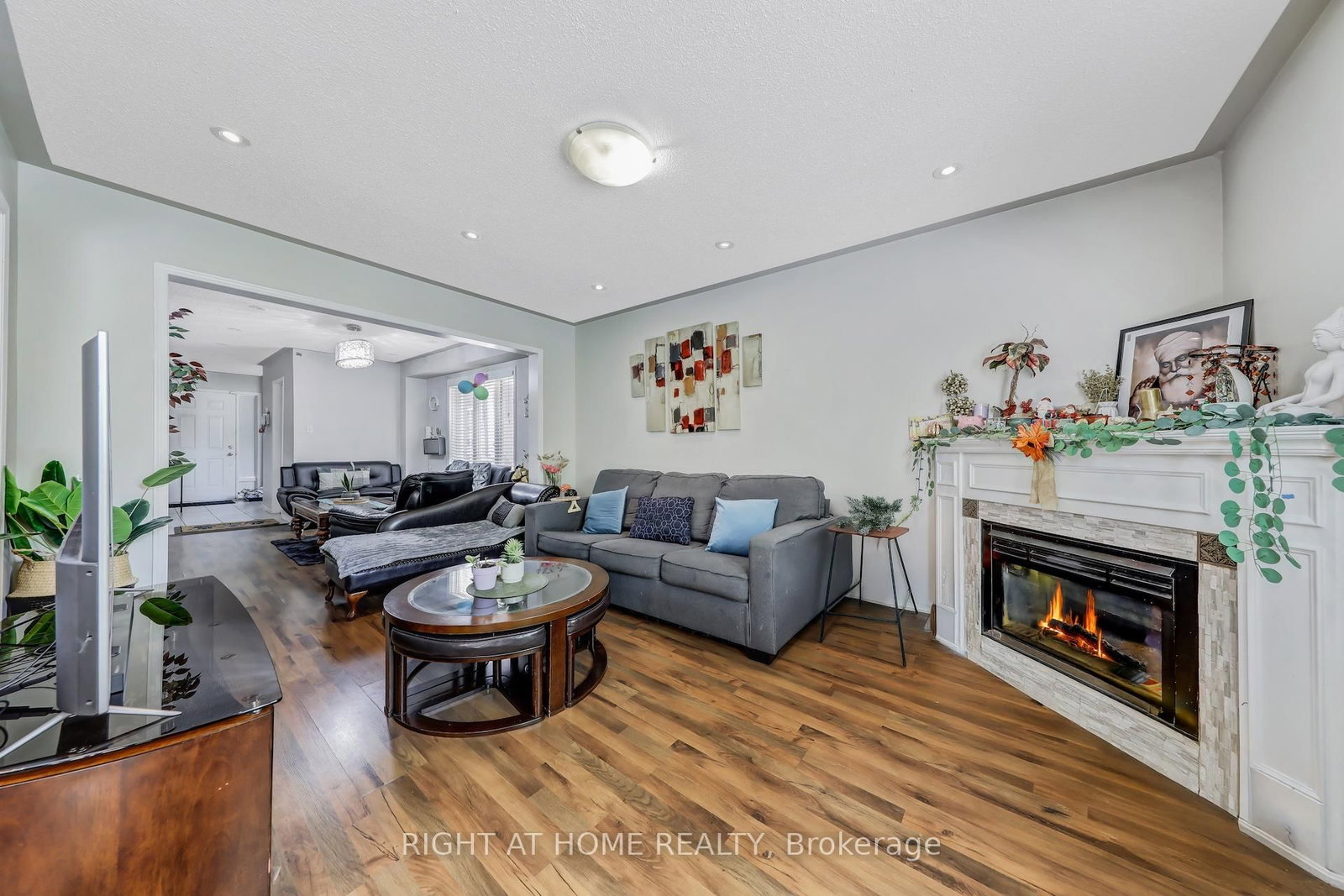 28 Cedarvalley Boulevard • Brampton, ON photo 9