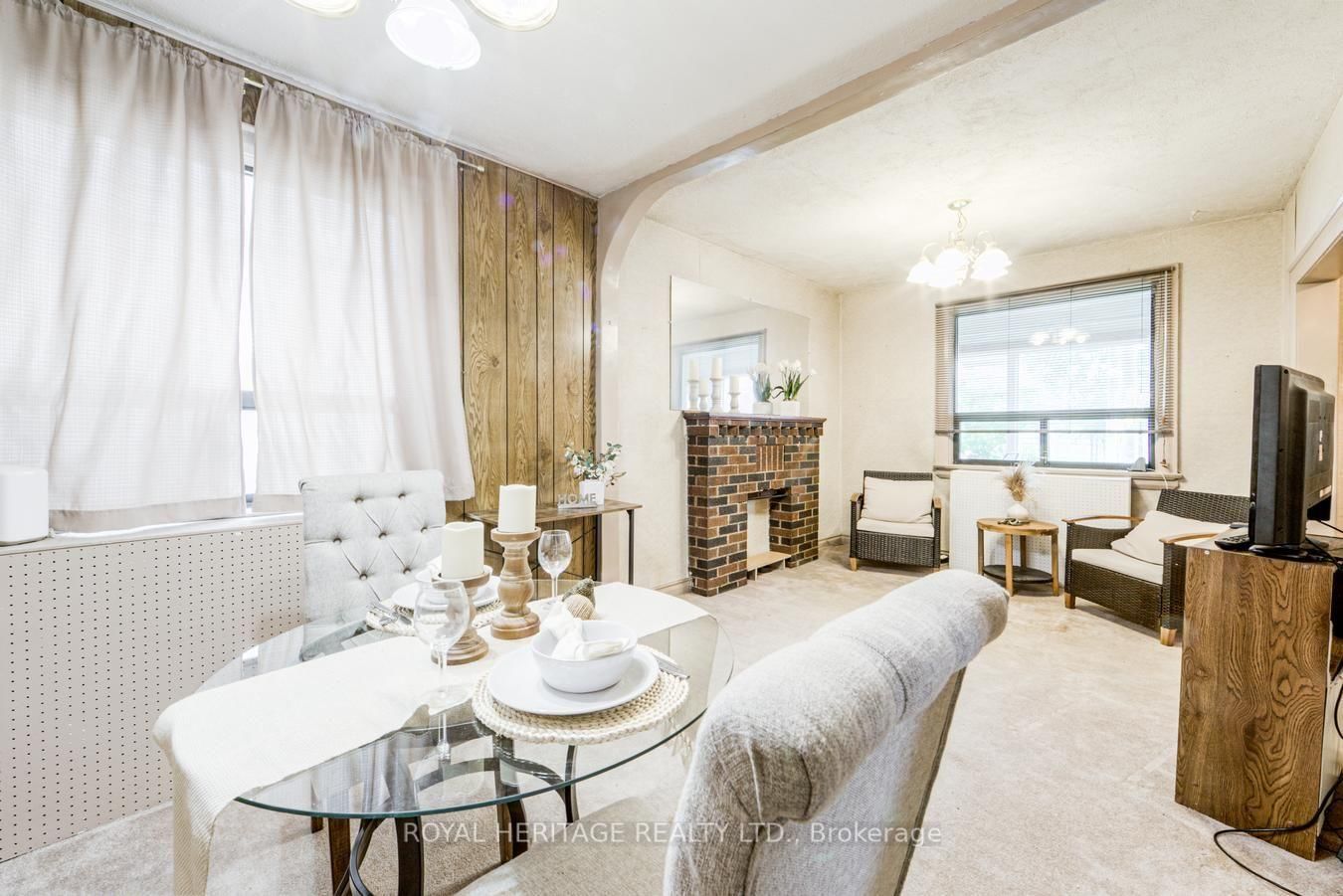758 Jane Street • Toronto, ON photo 9