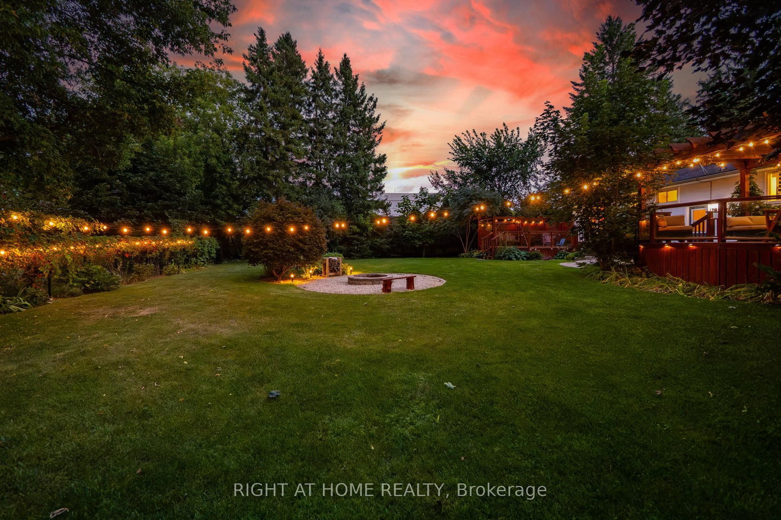 11749 Tenth Line • Halton Hills, ON photo 40