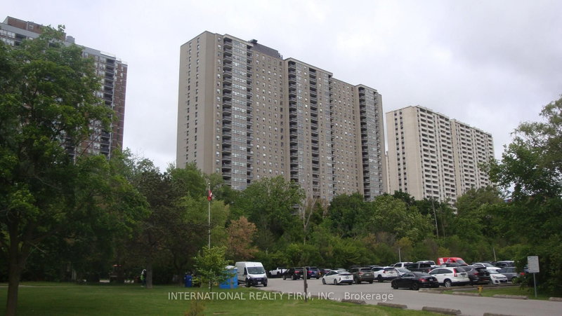 503 - 75 Emmett Avenue