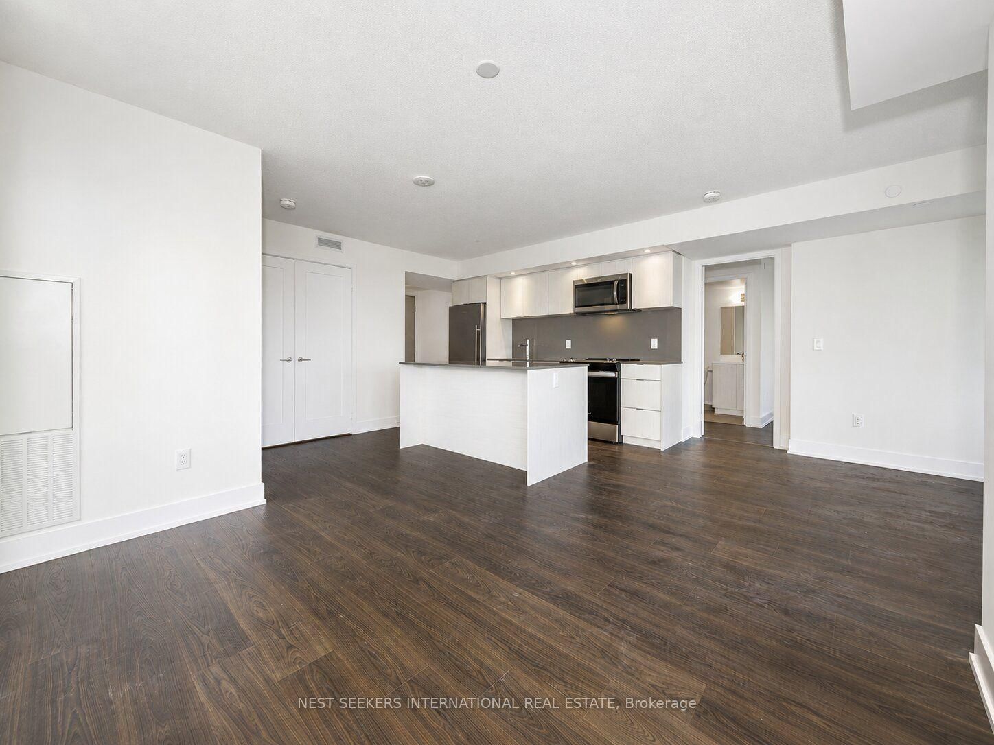 10 Eva Road • #2304 • Toronto, ON photo 11