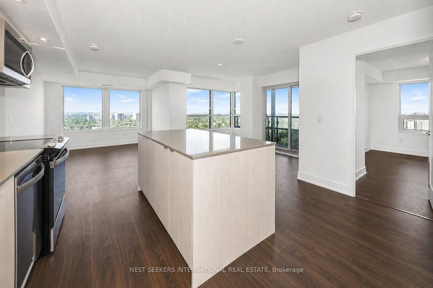 10 Eva Road • #2304 • Toronto, ON photo 17