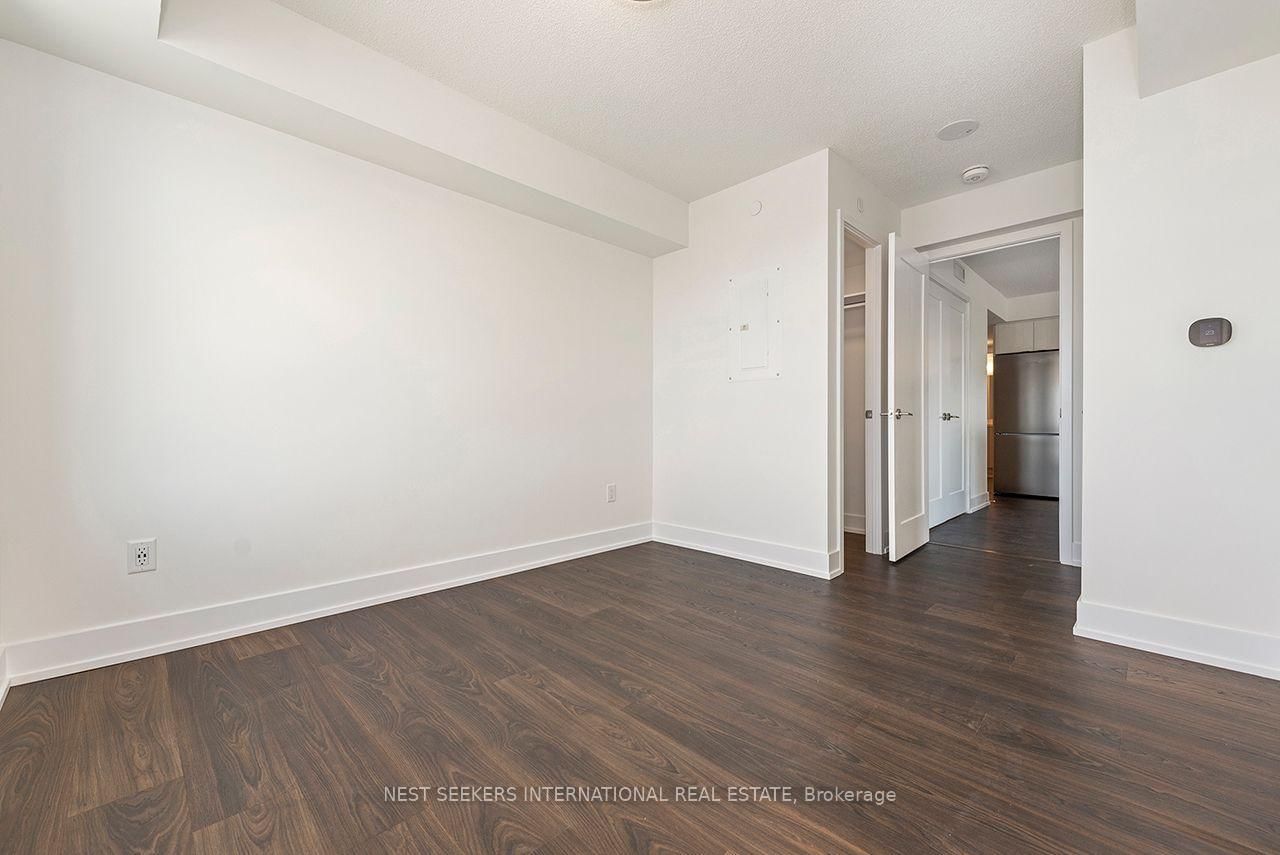 10 Eva Road • #2304 • Toronto, ON photo 21