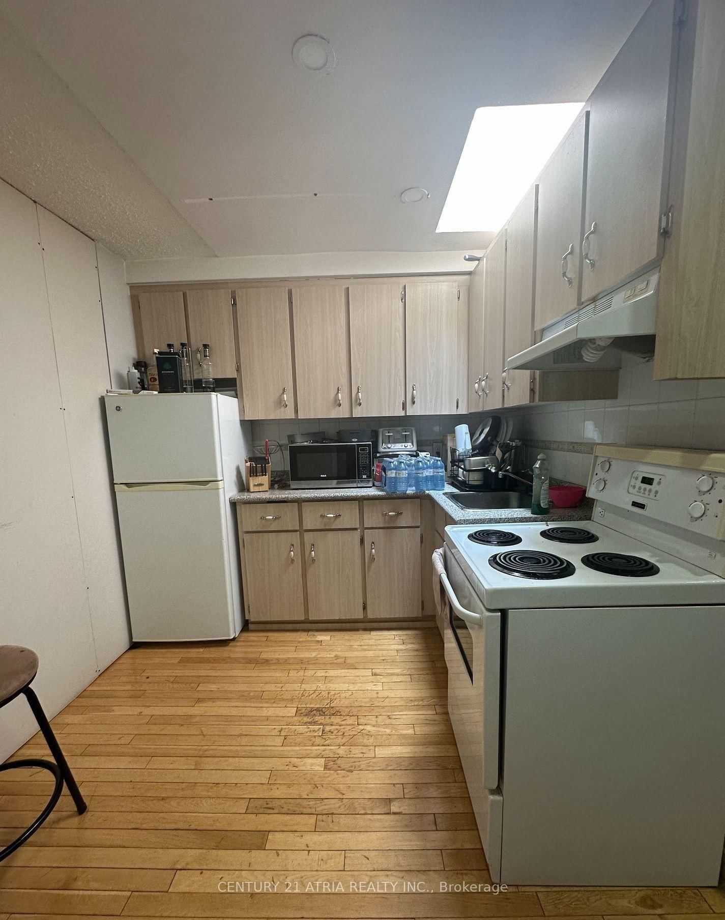 1085 Weston Road • Toronto, ON photo 10