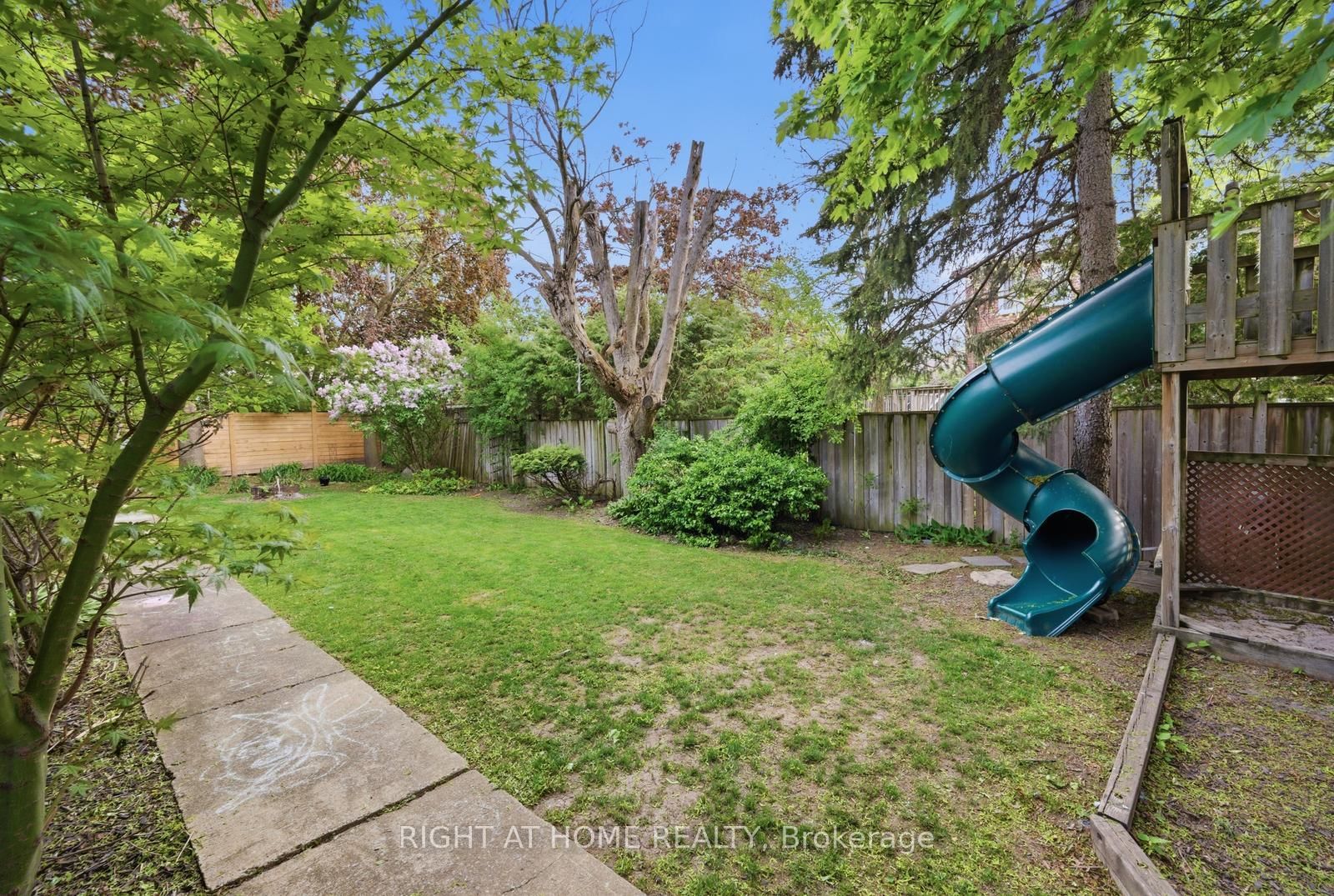 6415 Dunray Court • Mississauga, ON photo 40