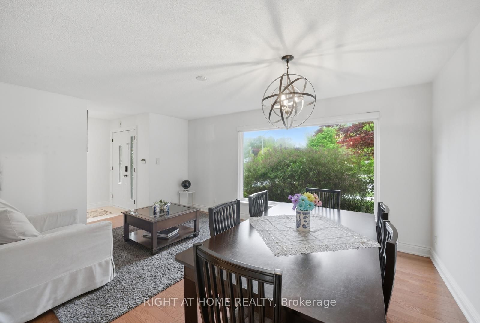 6415 Dunray Court • Mississauga, ON photo 9