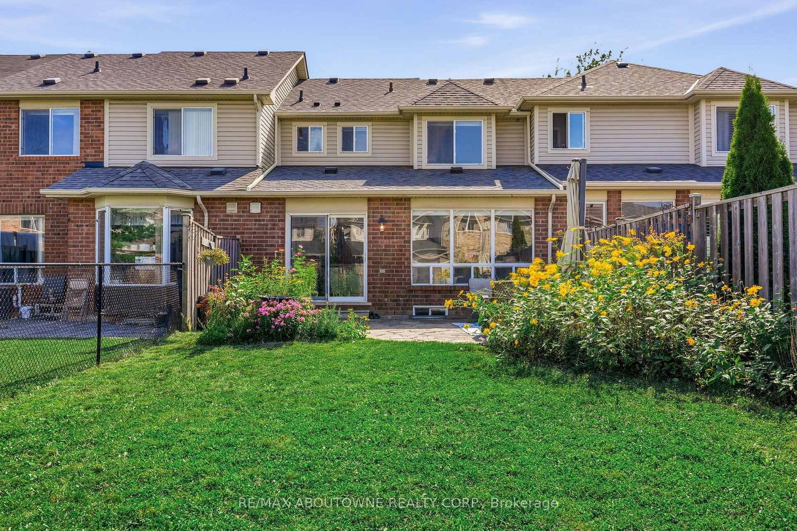 2469 Springforest Drive • Oakville, ON photo 43