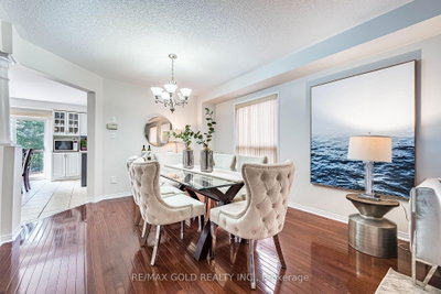 128 Luella Crescent • Brampton, ON photo 9