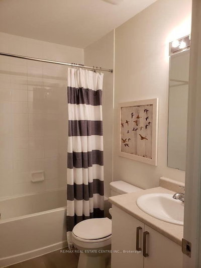 1 Beckenrose Brampton,ON L6Y 6G2 — Photo 10
