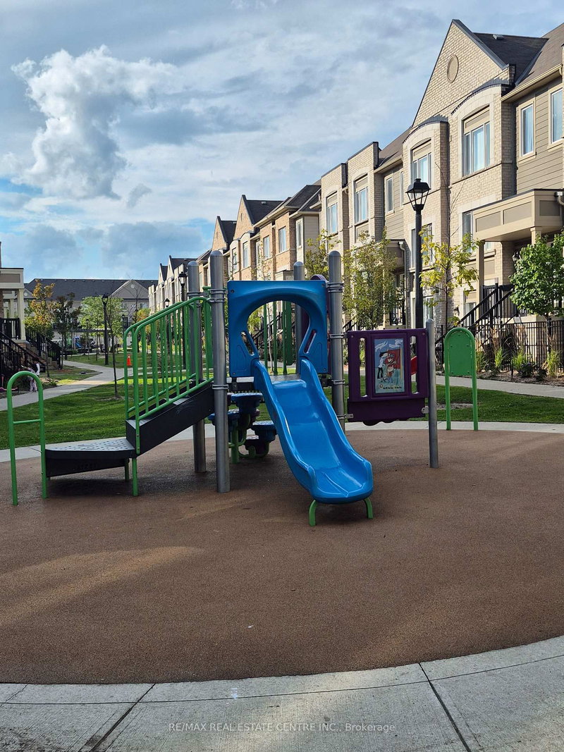 1 Beckenrose Brampton,ON L6Y 6G2 — Photo 16