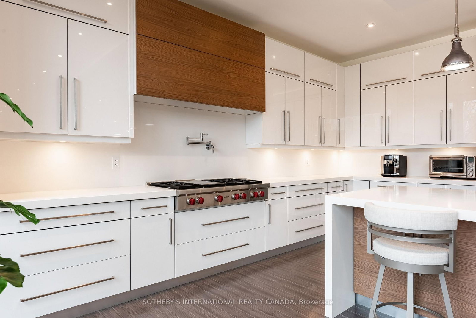 1388 Acton Crescent • Oakville, ON photo 9