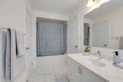 3200 Ernest Appelbe Oakville,ON L6H 0N7 — Photo 25