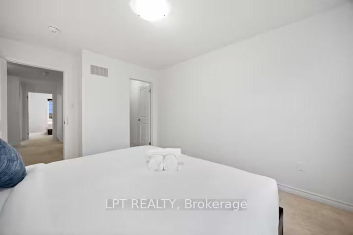 341 Remembrance Road • Brampton, ON photo 23