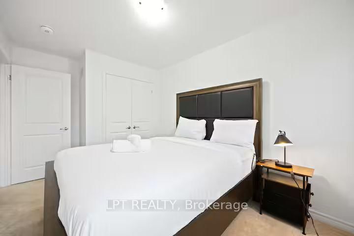 341 Remembrance Road • Brampton, ON photo 25