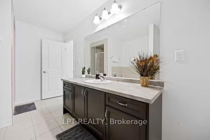 341 Remembrance Road • Brampton, ON photo 34