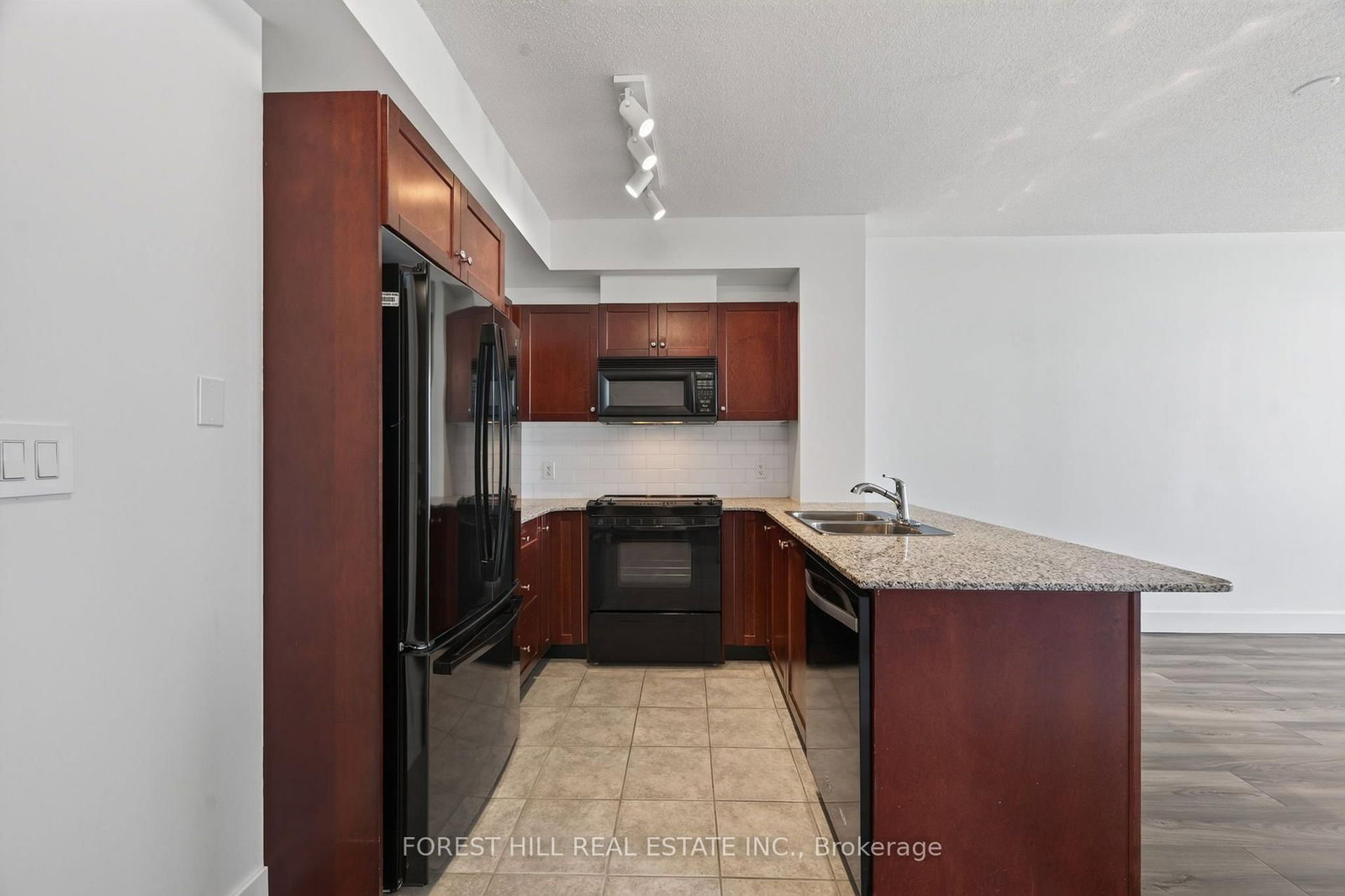 1359 Rathburn Road E • #804 • Mississauga, ON photo 15