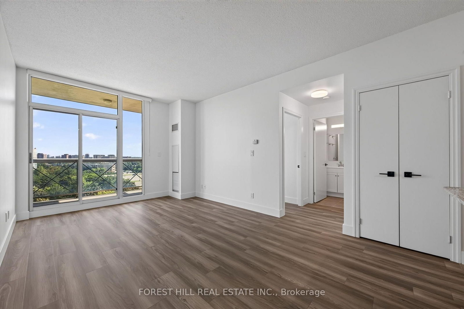 1359 Rathburn Road E • #804 • Mississauga, ON photo 6