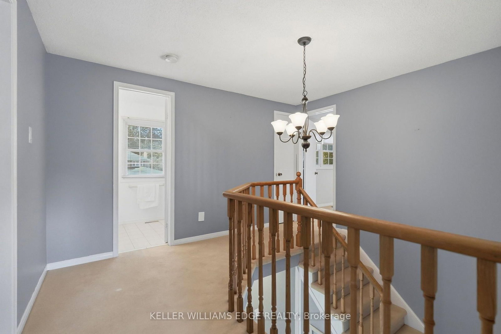 2055 Hunters Wood Drive • Burlington, ON photo 20