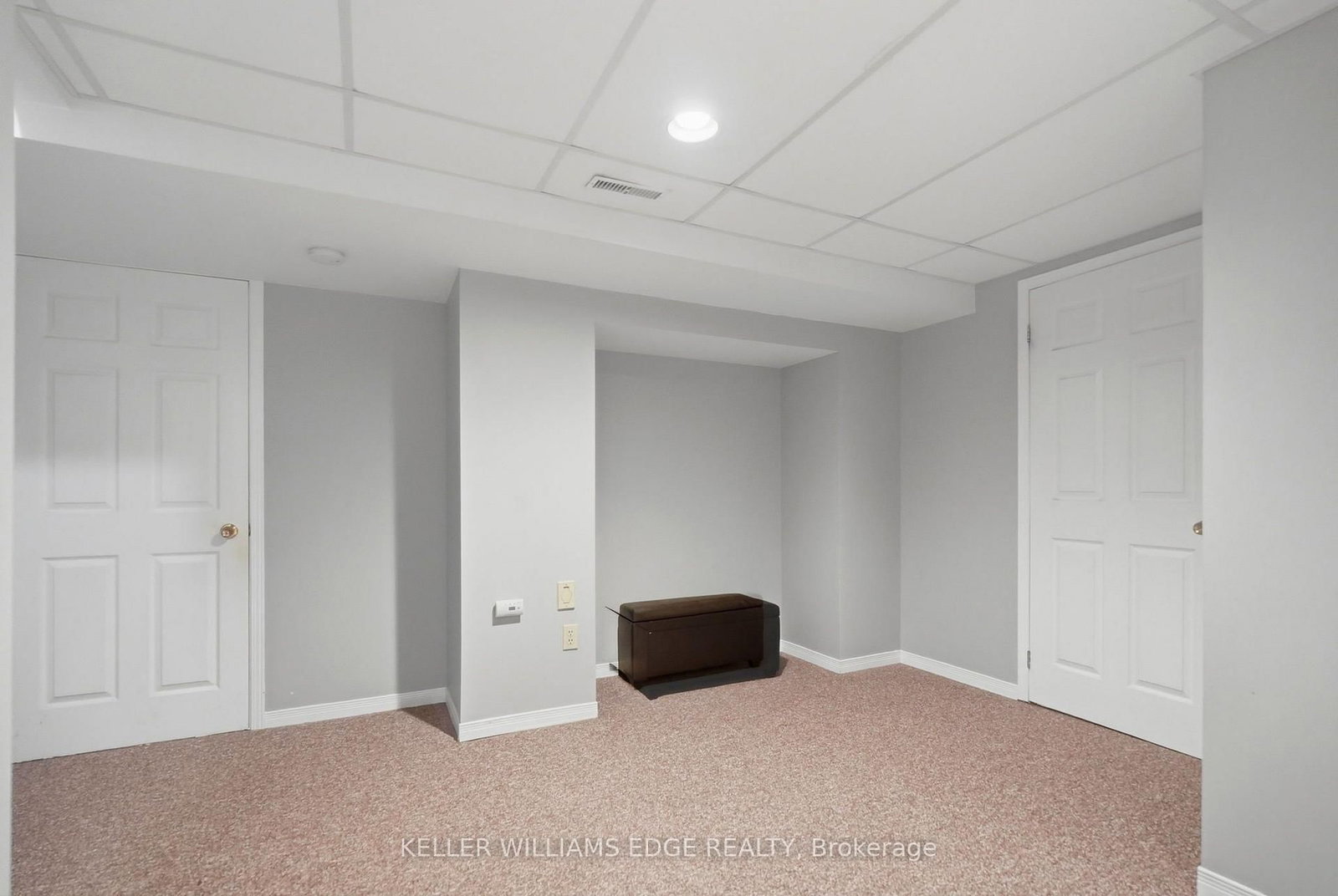 2055 Hunters Wood Drive • Burlington, ON photo 35
