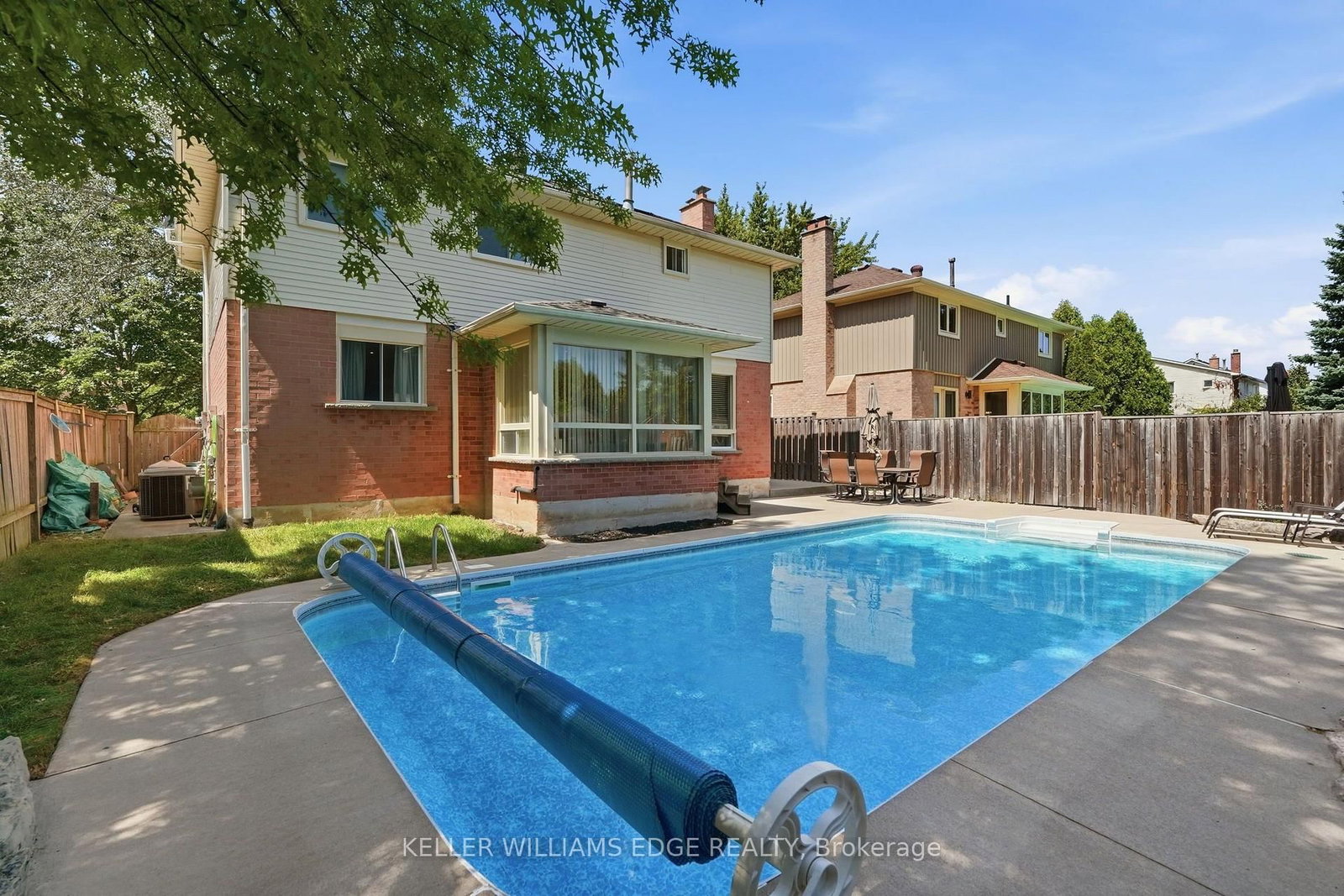 2055 Hunters Wood Drive • Burlington, ON photo 43