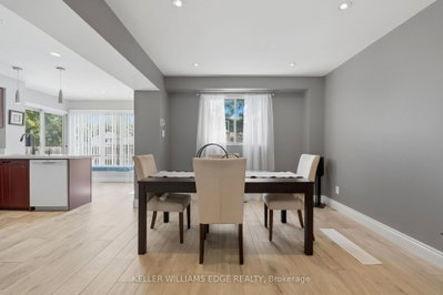 2055 Hunters Wood Drive • Burlington, ON photo 9