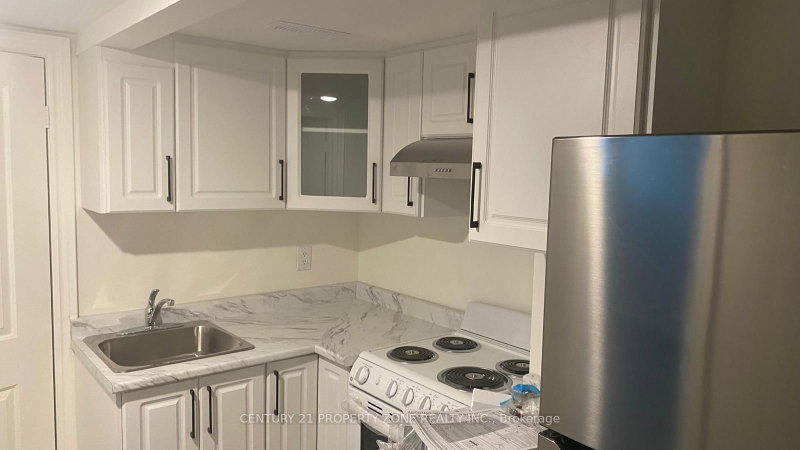 2 Queenpost Drive