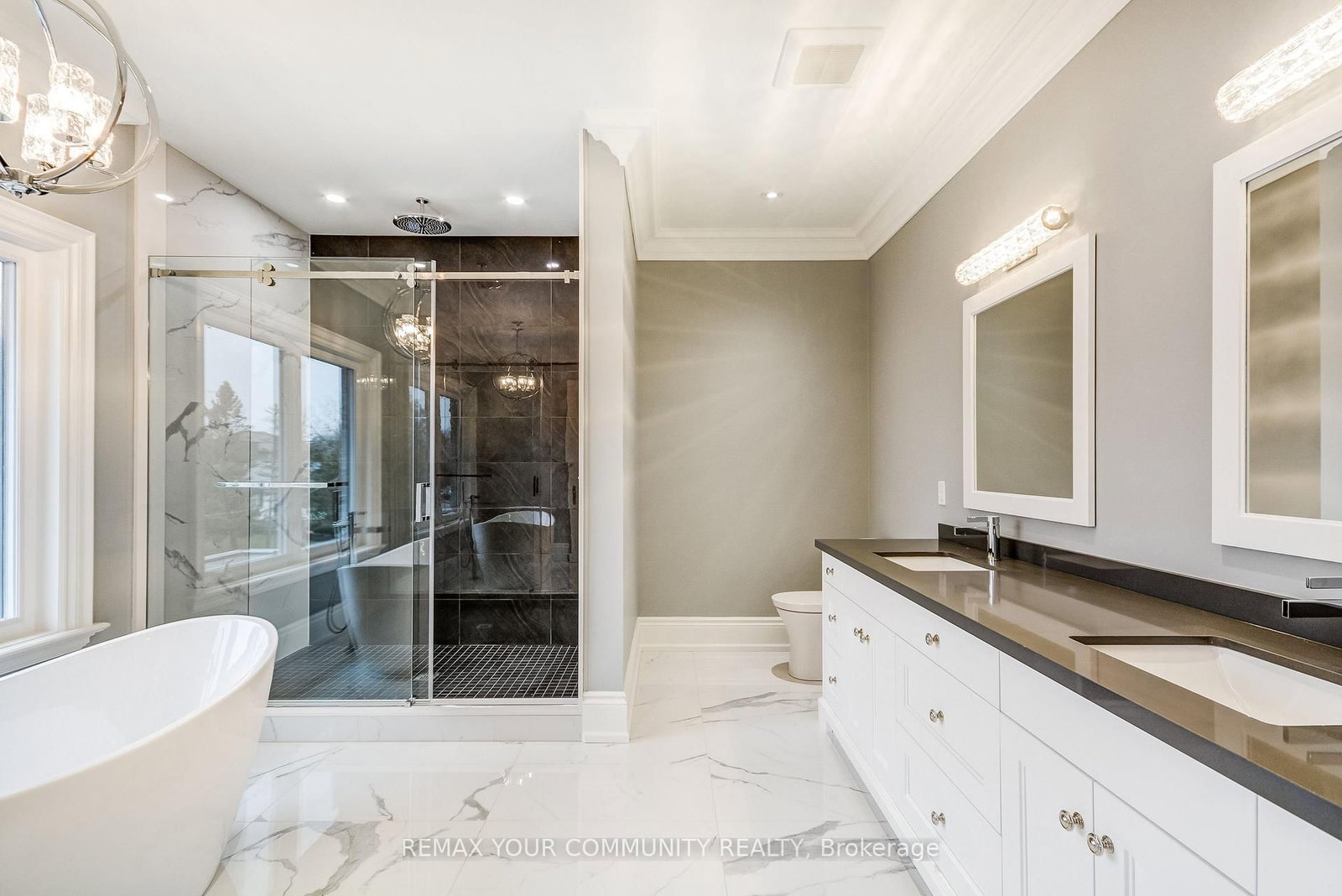 1226 Ogden Avenue • Mississauga, ON photo 21