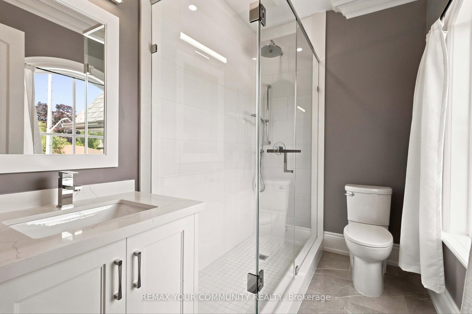 1226 Ogden Avenue • Mississauga, ON photo 28
