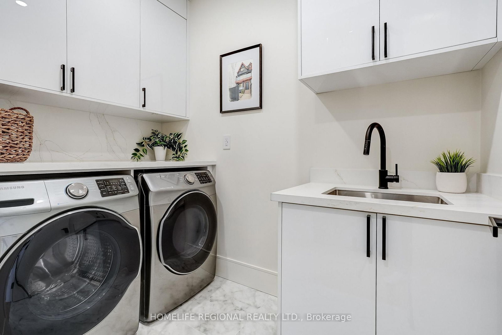 12 Macdonell Avenue • Toronto, ON photo 20