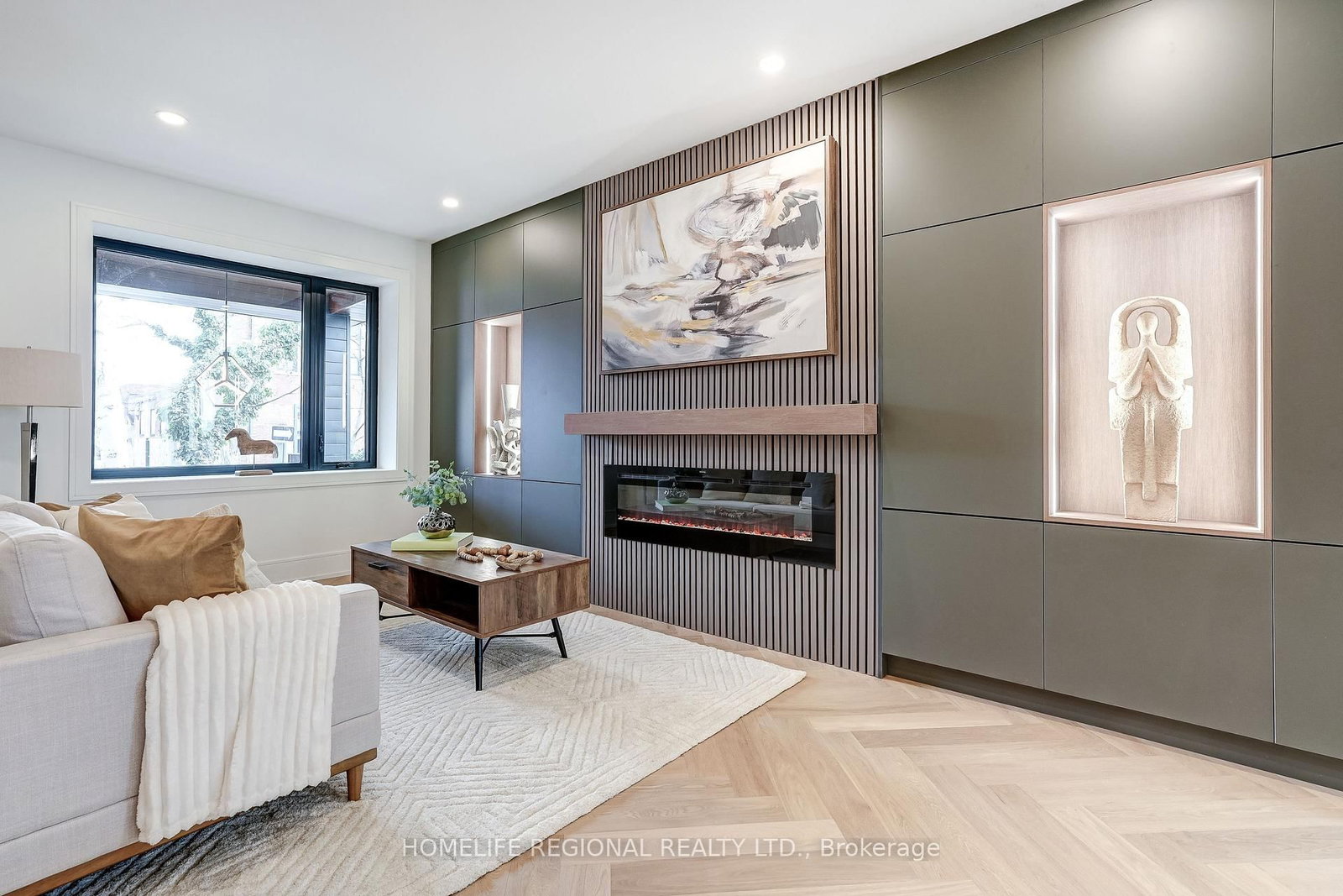 12 Macdonell Avenue • Toronto, ON photo 4