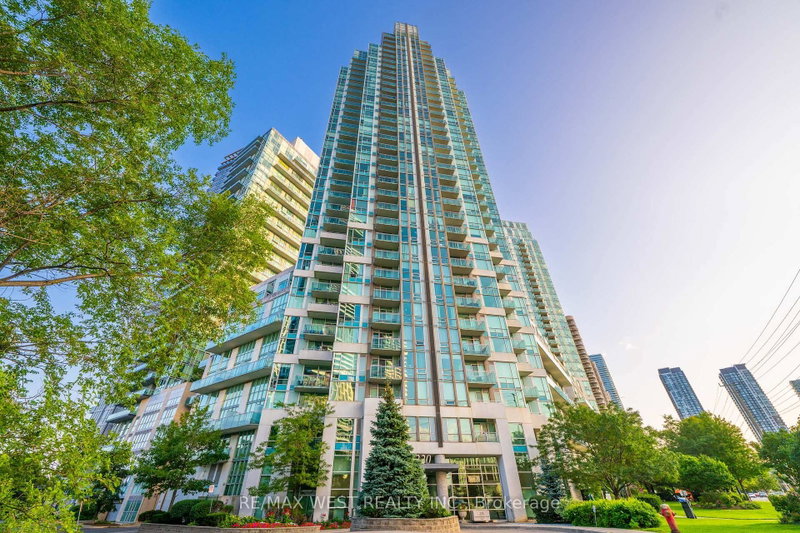 1710 - 220 Burnhamthorpe Road W