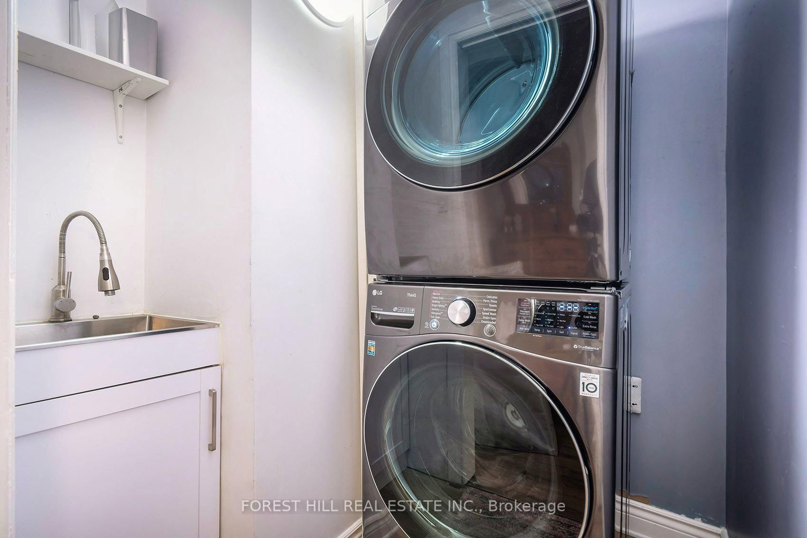 55 Vanevery Street • Toronto, ON photo 23