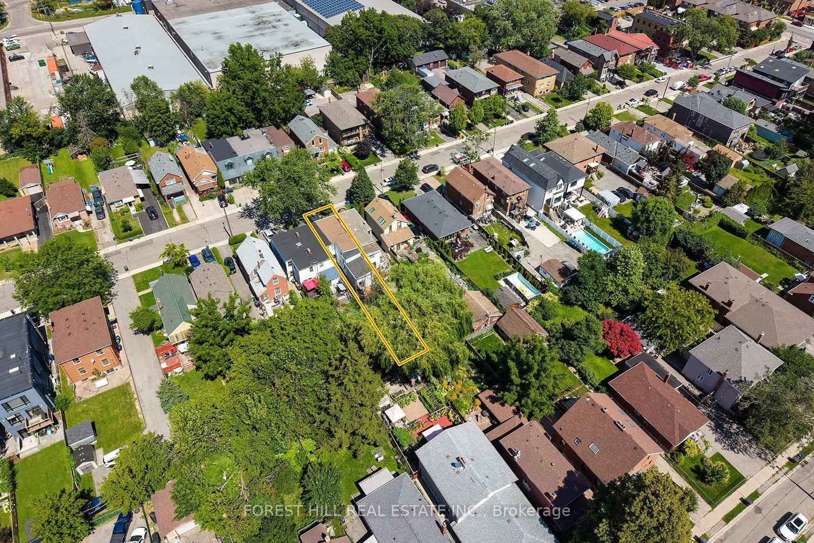 55 Vanevery Street • Toronto, ON photo 36