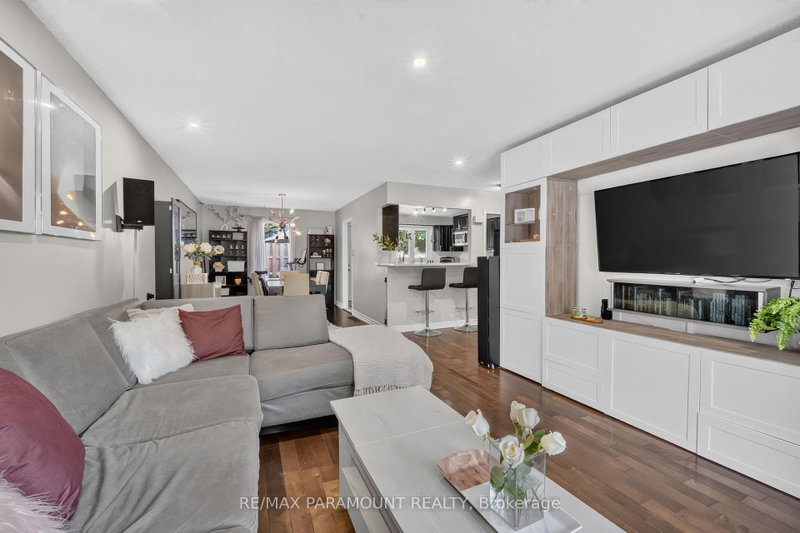 226 Rutherford Brampton,ON L6V 2X8 — Photo 9