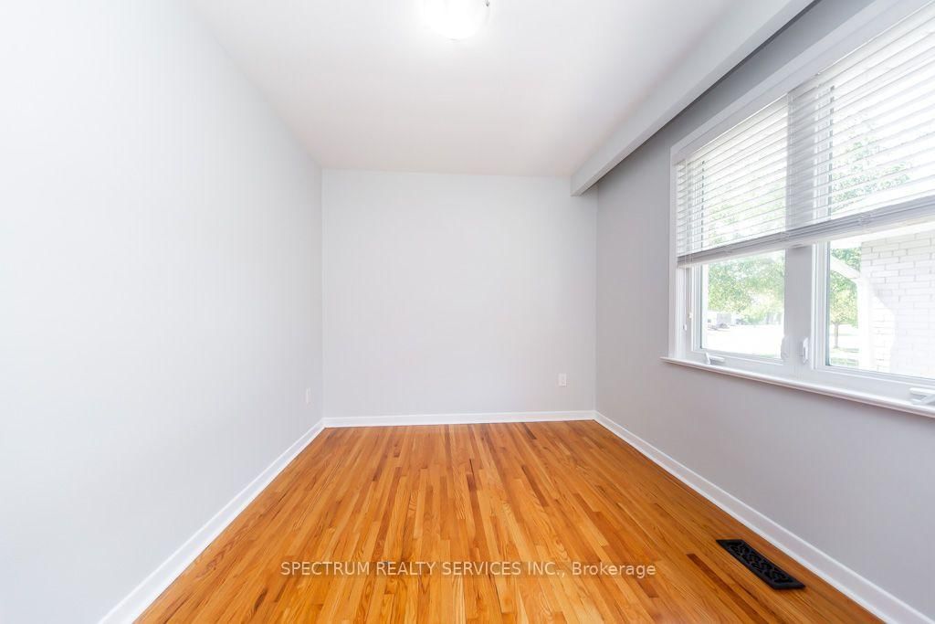 131 West Deane Park Drive • Toronto, ON photo 27