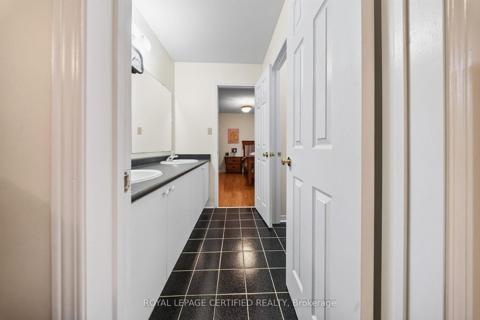 5344 Segriff Drive • Mississauga, ON photo 38