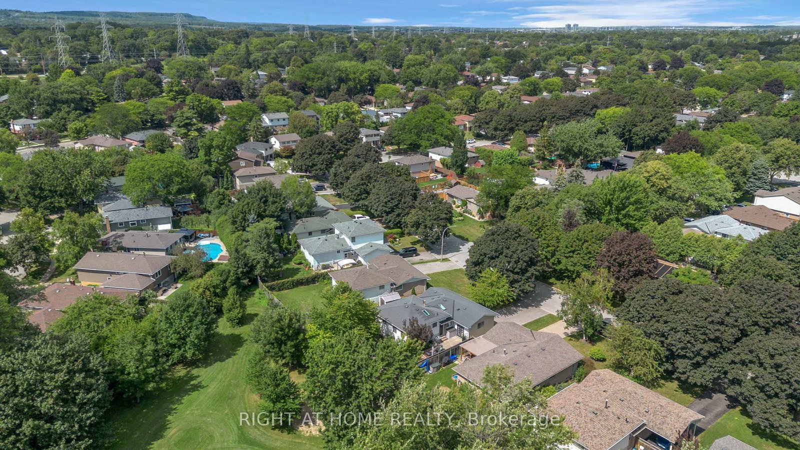 1432 Dewbourne Crescent • Burlington, ON photo 44