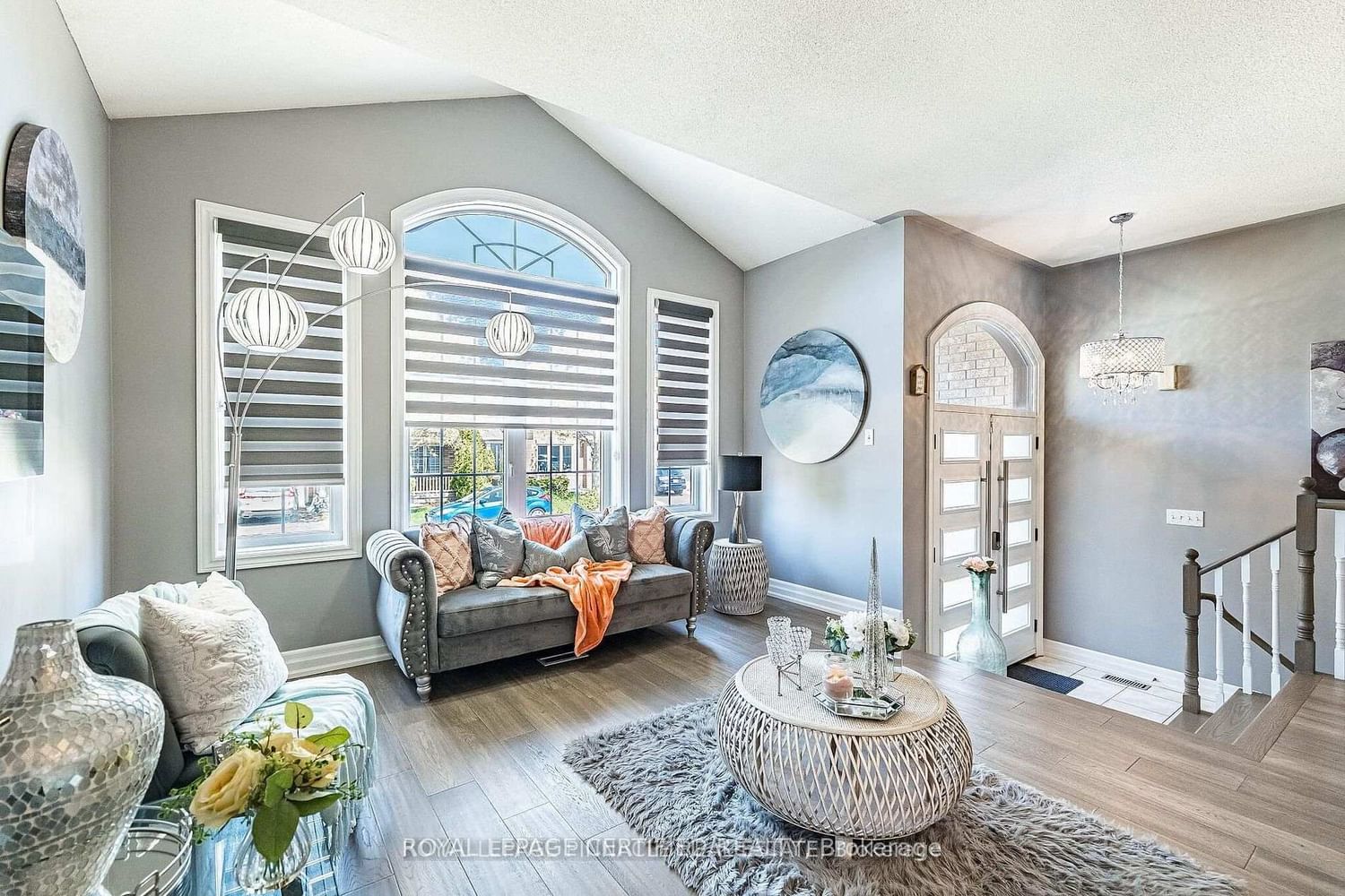 2368 Foxhole Circle • Oakville, ON photo 10