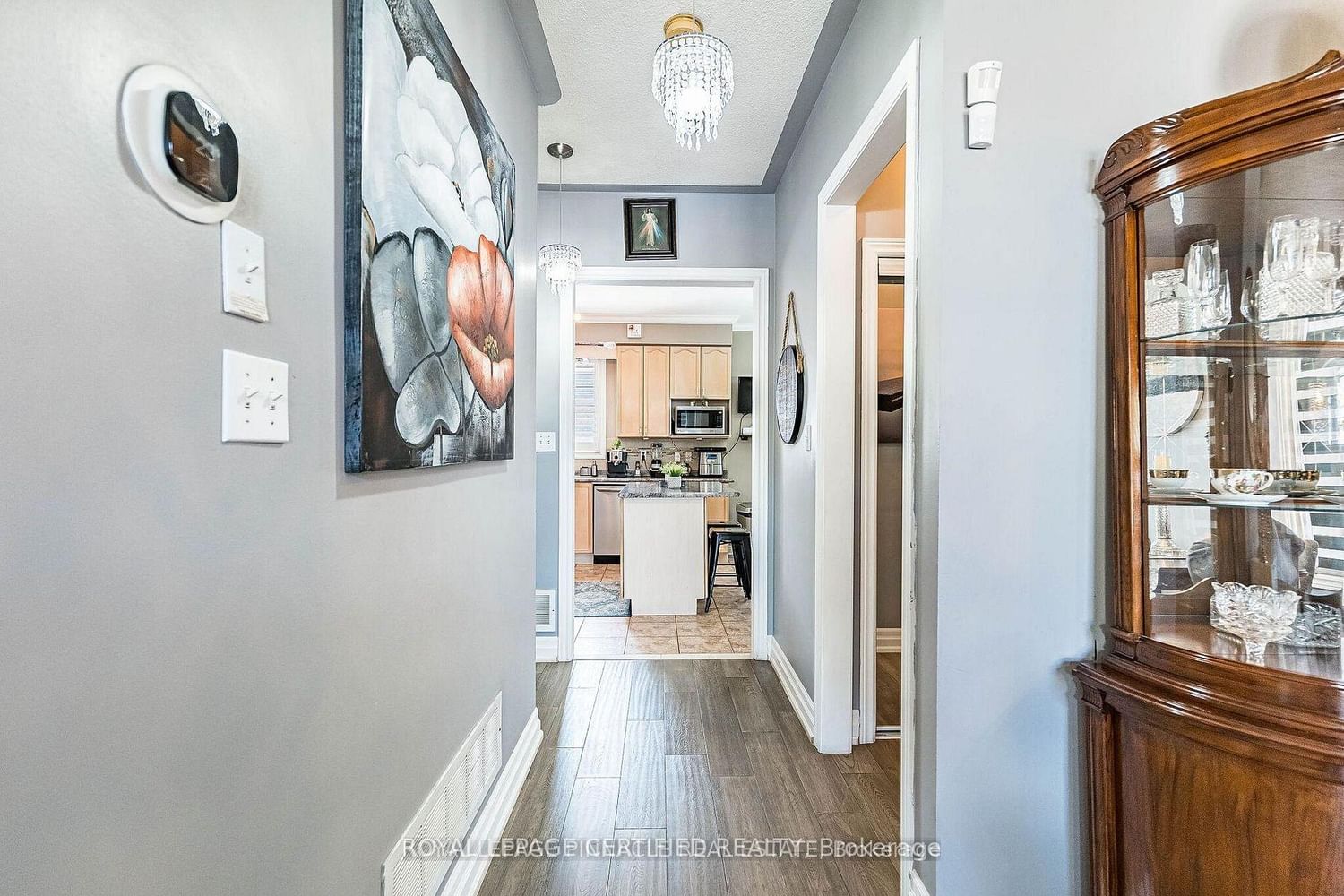 2368 Foxhole Circle • Oakville, ON photo 12