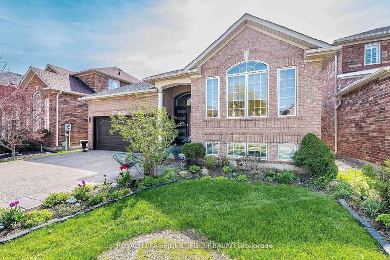 2368 Foxhole Circle