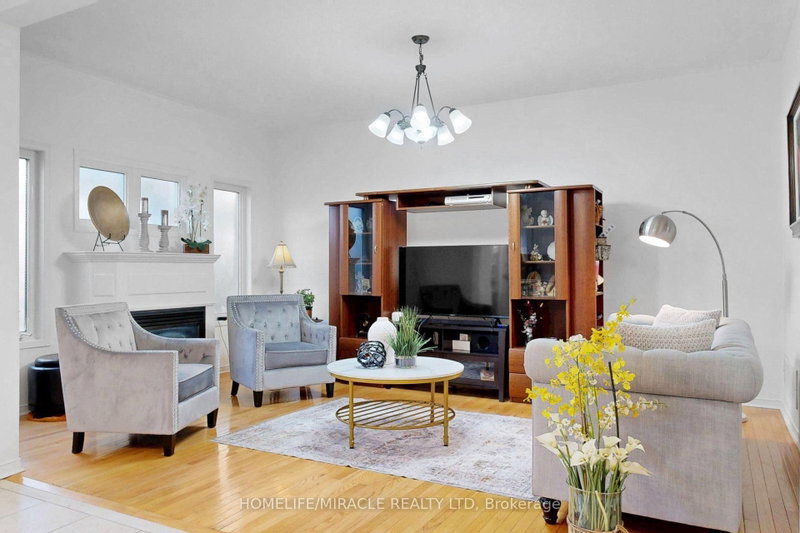 3852 Brinwood Mississauga,ON L5M 7H2 — Photo 18